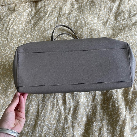 TORY BURCH Saffiano Leather Tote - Picture 14 of 14